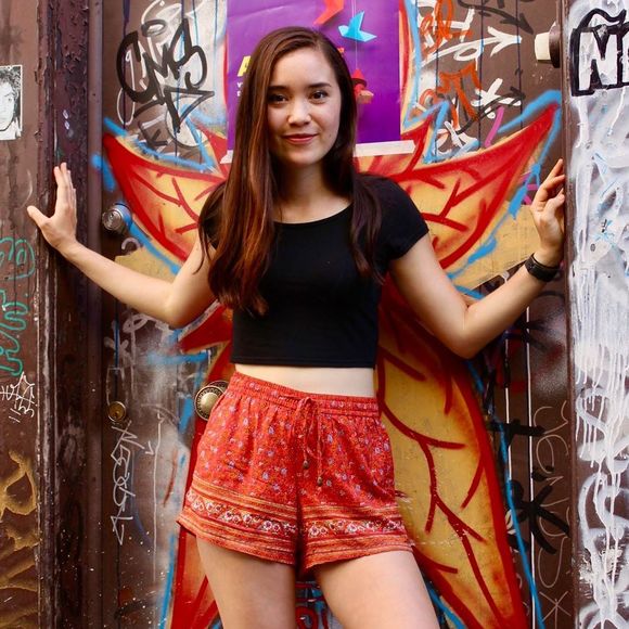 Meet your Posher, Lily - Picture 1 of 1